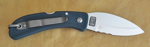 Boye Cobalt Blue Whale Lockback Folding Pocket Knife with Blue Handle & Marlin Spike.