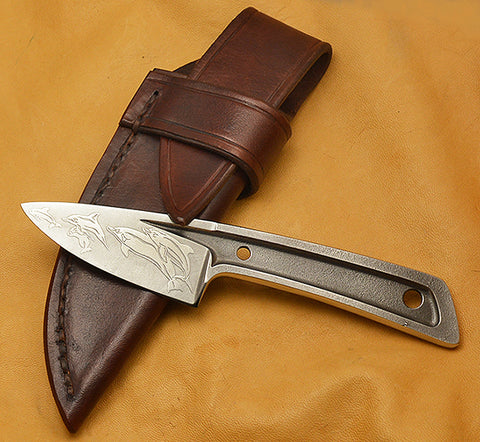 Boye Basic 2 with 'Dolphins' Etching and Leather Sheath