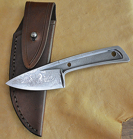 Boye Basic 2 with 'Swans' Etching and Dark Brown Lizard Sheath.